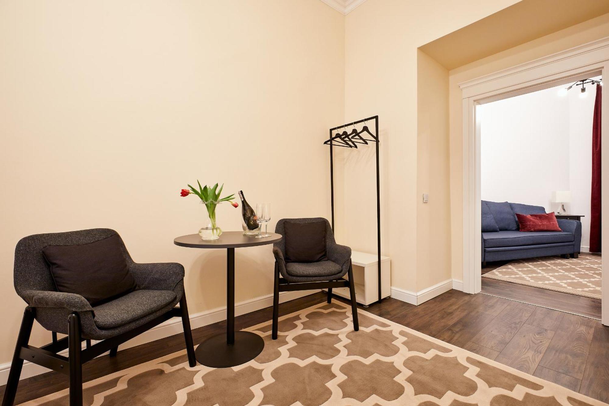 Nice Apartment In Old Town 2 Krakow Bagian luar foto