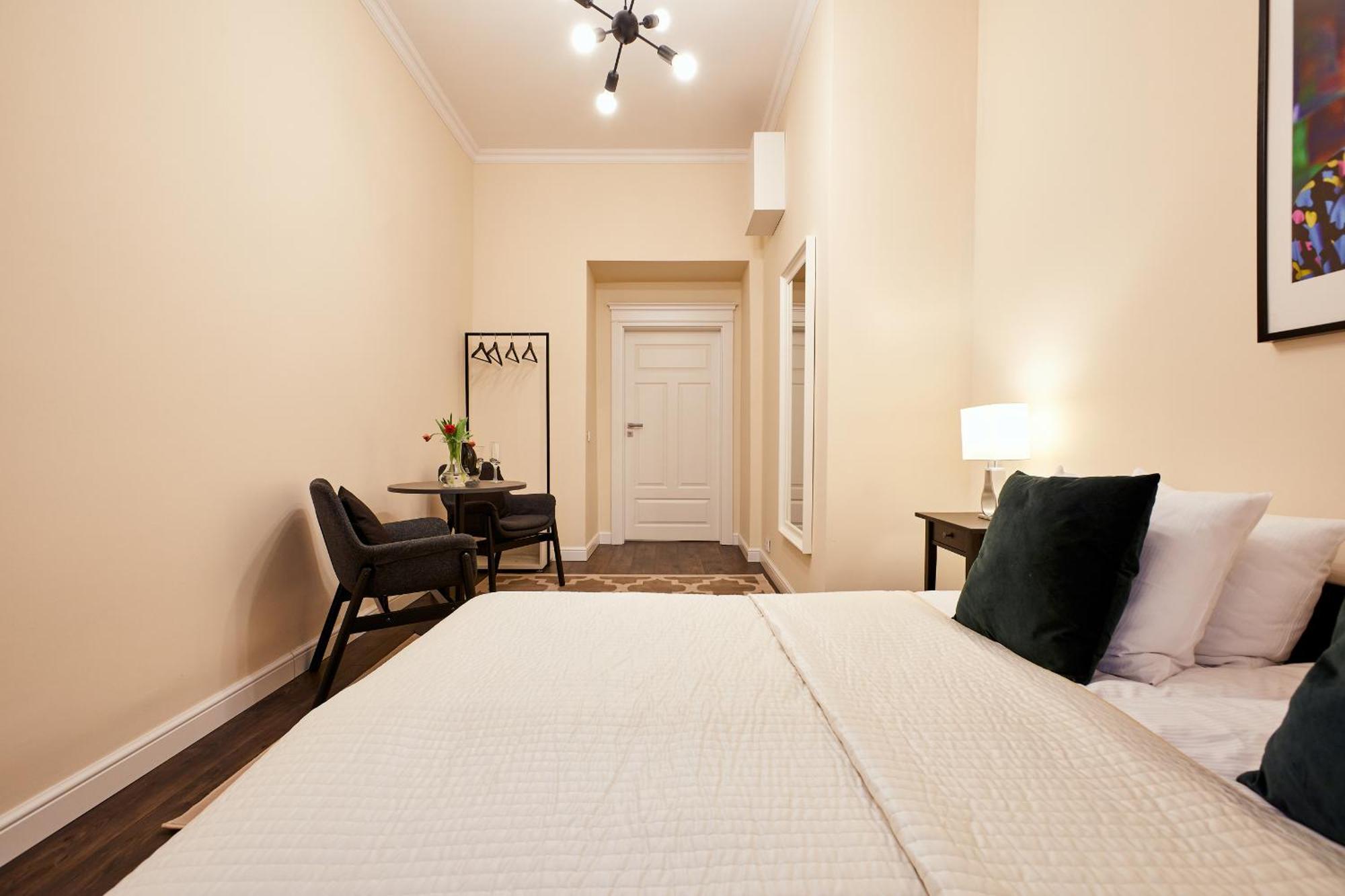 Nice Apartment In Old Town 2 Krakow Bagian luar foto